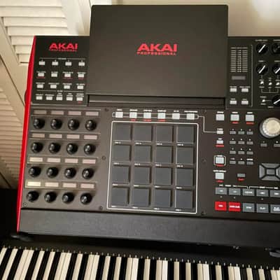 Akai MPC X Standalone Sampler / Sequencer 2017 - Present - Black image 2