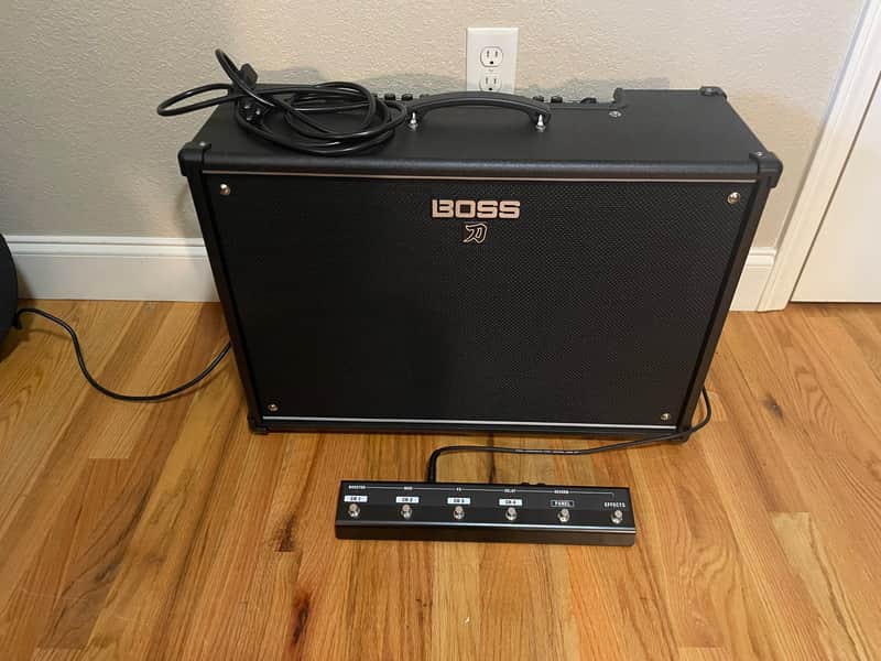 Boss Katana-100/212 Gen 3 100-Watt 2x12" Digital Modeling Guitar Combo