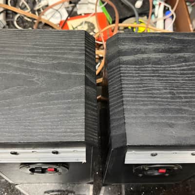 Boston Acoustics HD5 Bookshelf Speakers w/ brackets; Tested SEE VIDEO image 9