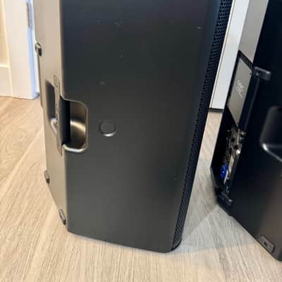 Pair of QSC K12.2 Powered PA Speakers with QSC Bags & Power Cables image 8