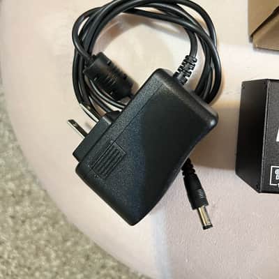 Donner DP-1 Power Supply Powers 10 Pedals image 4