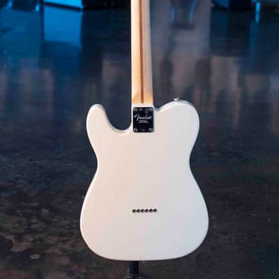 FENDER AMERICAN PROFESSIONAL TELECASTER  - OLYMPIC WHITE WITH CASE image 5