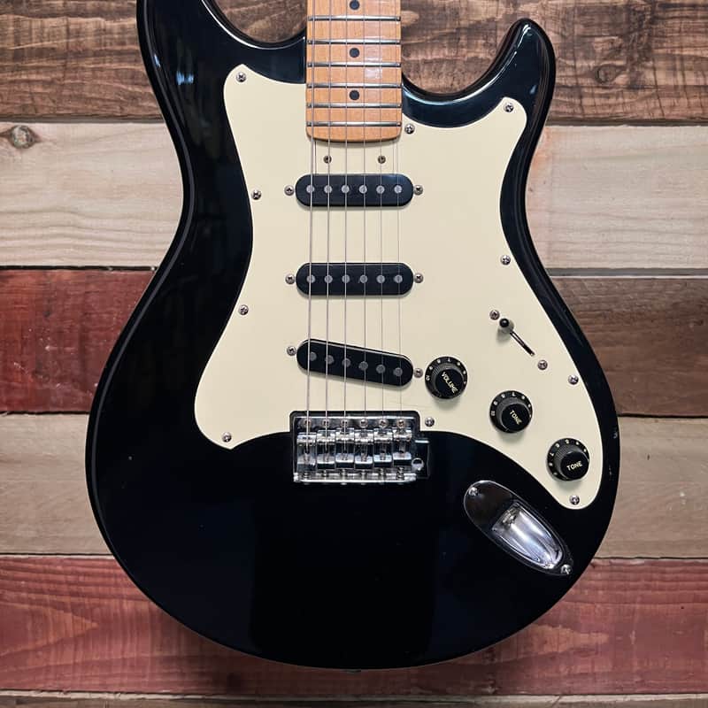 1980’s Vox Standard 25 Model 3500 MIJ Black