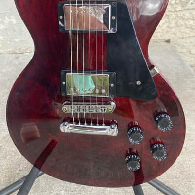 Gibson Les Paul Studio without Fretboard Binding 2019 - 2024 - Wine Red image 1