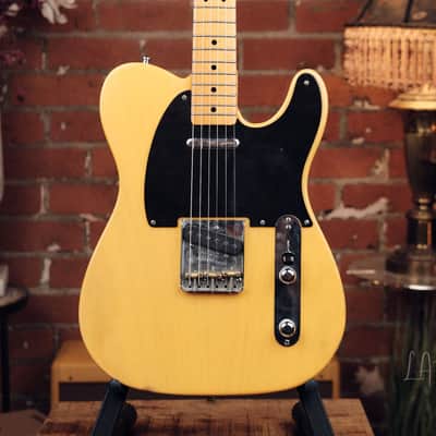 1995 Fender American Vintage '52 Telecaster (AVRI) - Great Blackguard! image 2