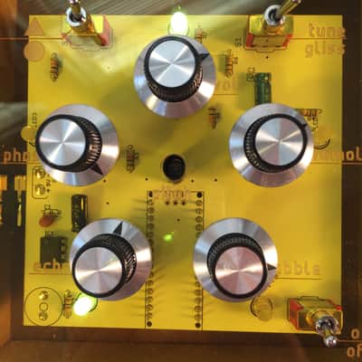 Unatronics Wobbulator 8-Bit Noisebox Theremin image 7