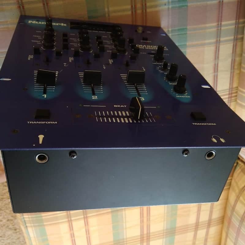 Numark DM2002X Pro Master Mix Stereo Preamp Mixer Blue / Purple