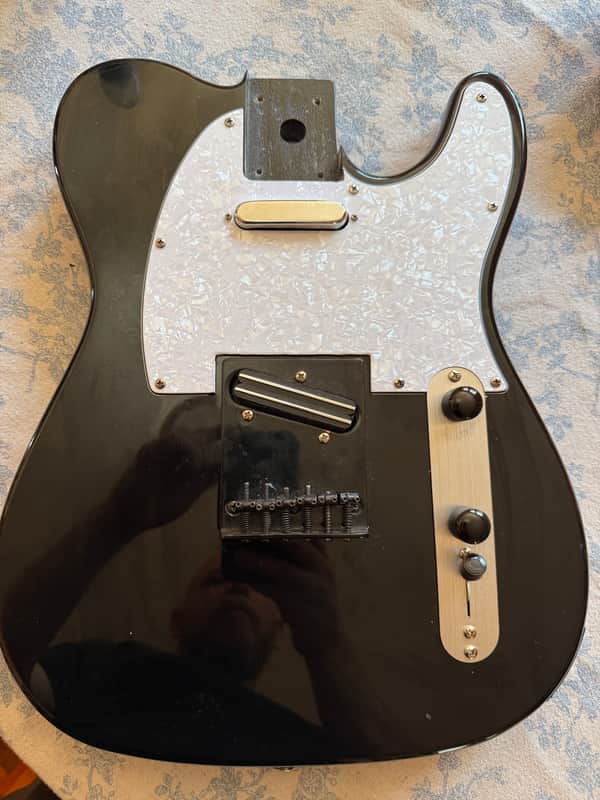 Unknown Telecaster loaded body - black image 1