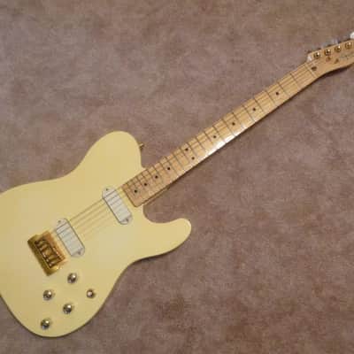 Fender Gold Elite Telecaster (1983 - 1984)