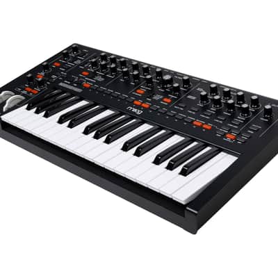 Moog Messenger Monophonic Analog Keyboard Synthesizer [DEMO] image 4