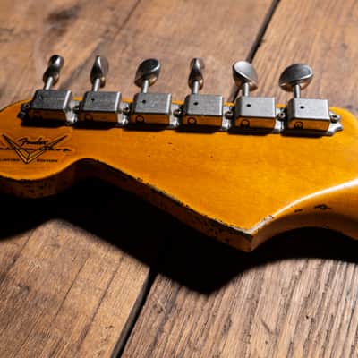 Fender Fender Custom Shop, 2018 NAMM Limited '62 Strat Heavy Relic with video image 16