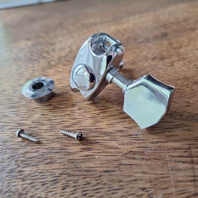 Vintage Guild Bass Side Tuning Machine 70's - Chrome image 2