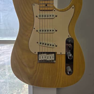 St. Blues Blindcaster - butterscotch image 1