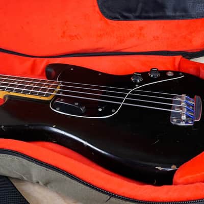 Fender Musicmaster Bass 1977 Black Vintage USA w/ Gig Bag image 2