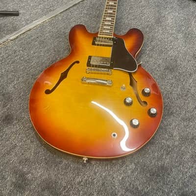 Epiphone ES-335 Figured Electric Guitar Raspberry Tea Burst Ex Display image 3