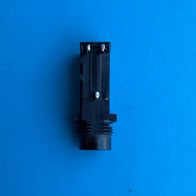 CASIO LK-92TV LK-100 Keyboard Part: TS Sustain Pedal Input Mono 3-Pin Socket image 2