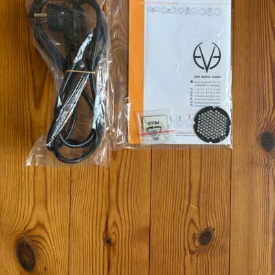 EVE Audio SC205 Active Studio Monitors (Pair) – Mint w/OVP image 10