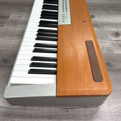 Yamaha P-120 88-Key Stage Piano - Built-in Speakers - Cherry/Silver image 2