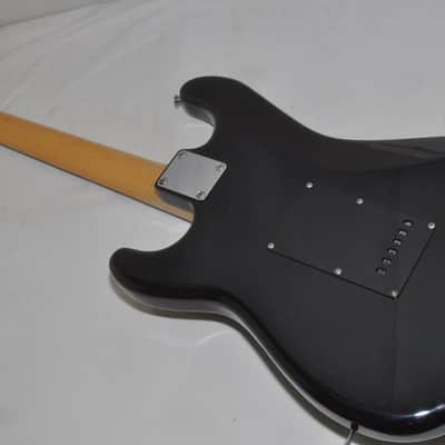 Fender Stratocaster Electric bass Electric Guitar Ref No 7747 image 12