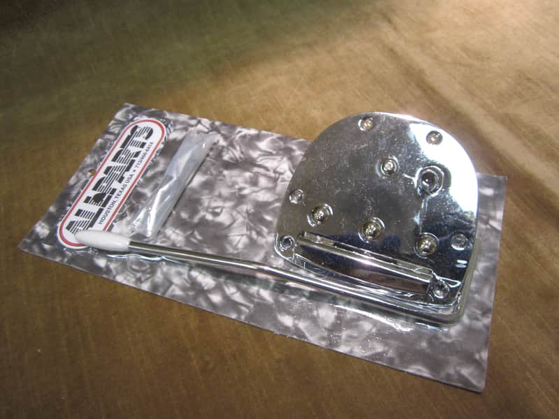 Allparts Jazzmaster/Jaguar Tremolo Tailpiece image 1