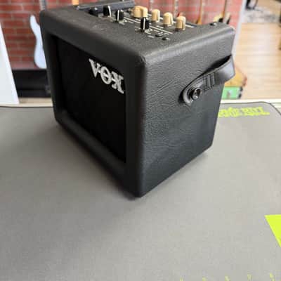 Vox Mini3 G2 3W Battery Powered Modeling Amp 2010s - Black image 4