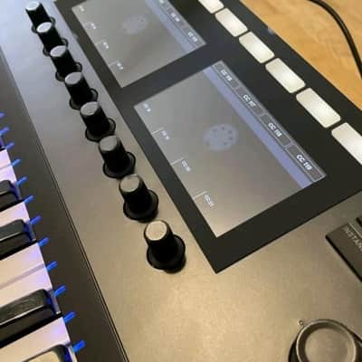 Native Instruments Komplete Kontrol S49 Mk2 + Komplete 12 Bundle image 6