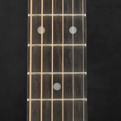 Martin D-28 Satin Amberburst image 4