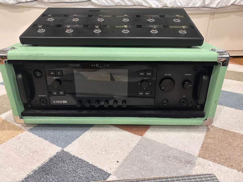 Line 6 Helix Rack with Controller 2010s - Black image 1