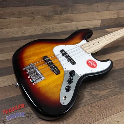 USED-Squier Affinity Series Jazz Bass Excellent Condition 3 Tone Sunburst Finish image 7