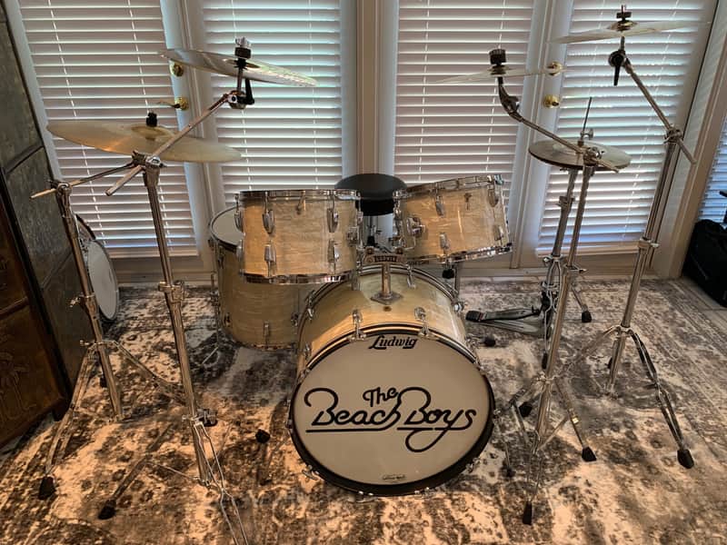 Ludwig 1965 Vintage 5 Pc. drum kit - Marine Pearl image 1