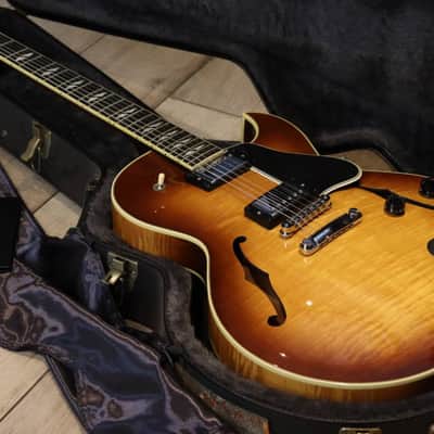Gibson Es137 Custom Light Burst 2011 image 2