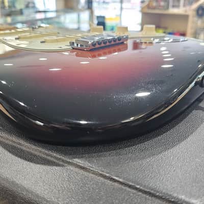 Fender American Deluxe Stratocaster with Maple Fretboard SSS 2015 3-Color Sunburst w/ Hard Case image 15