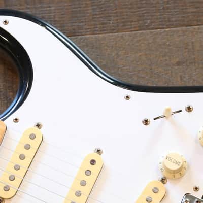 1984-1987 Fender Stratocaster Double-Cut Electric Guitar Black + OHSC image 6