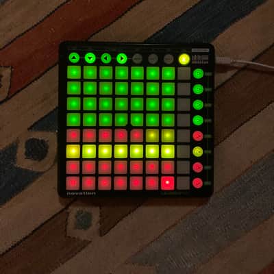 Novation Launchpad MKI Pad Controller 2009 - 2014 - Black image 2