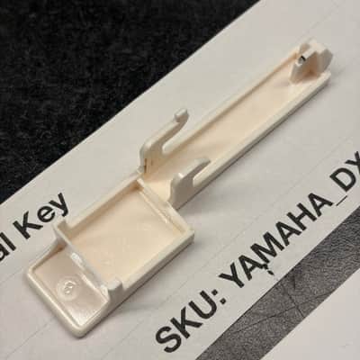 ORIGINAL Yamaha Replacement B Key (CB040400) for DX100, CS01 image 3