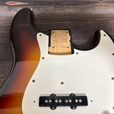 Fender Japan JB40 Jazz Bass Body Sunburst/with Original Pickups Made in Japan image 5