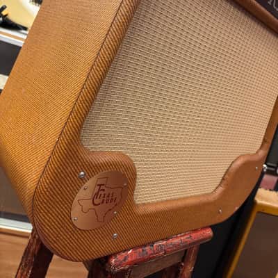 Kendrick model 2112 Texas Crude Amplifier Lacquered Tweed image 4