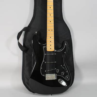 2015 Fender Jimi Hendrix Stratocaster Black w/ Gig Bag image 1