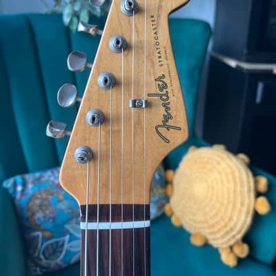 Fender Classic Series '60s Stratocaster with Rosewood Fretboard 1999 - 2016 - Black image 9