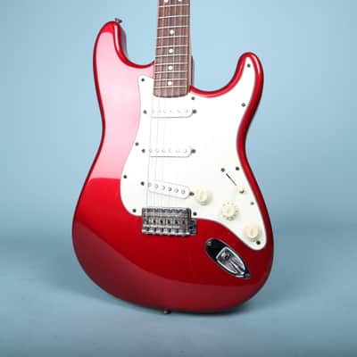 FENDER DELUXE POWERHOUSE STRAT (MEX. MODELS, NO. 013-9500