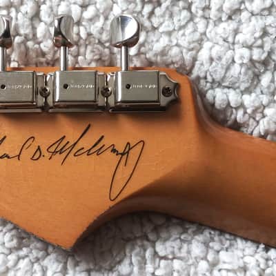 Fender Mike McCready Signature Stratocaster 2023 - Present - 3-Color Sunburst Relic image 4
