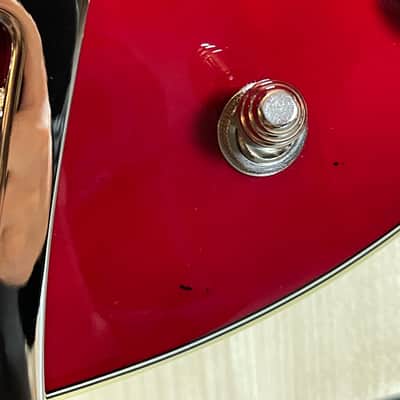 Duesenberg Starplayer TV DLX Radiator Tremola CR Crimson Red Electric Guitar Case  B-Stock image 13