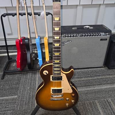 GIBSON *UPDATED FINAL* Les Paul Classic—Honey Burst image 13