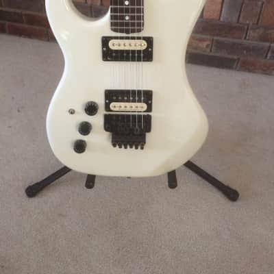 Left handed Kramer Pacer deluxe 1983 Aged White image 2