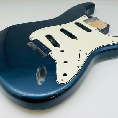 Show Me Nitro Finishes 3lbs 12oz Nitro Lacquer S-Style - Dark Lake Placid Blue image 4