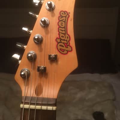 Pignose Strat  Sunburst image 3