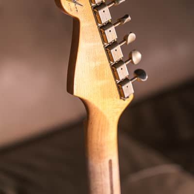 Fender Custom Shop LTD '57 Stratocaster Journeyman Relic in Super Faded Aged Shell Pink image 7