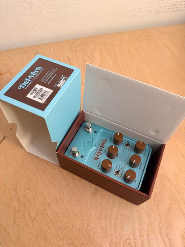 Universal Audio Del-Verb