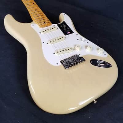Fender American Vintage II 1957 Stratocaster, Ash Body, Maple FB, Vintage Blonde, w/HSC image 9