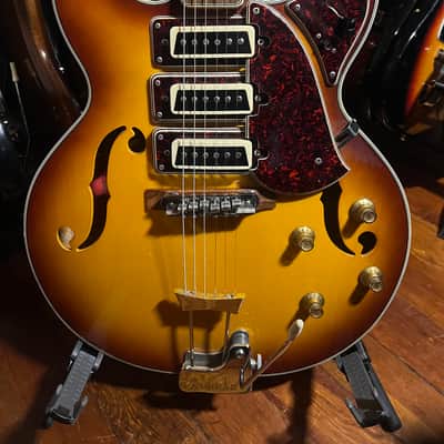 Conrad Hollow Body Late 60s - 335 Sunburst image 4
